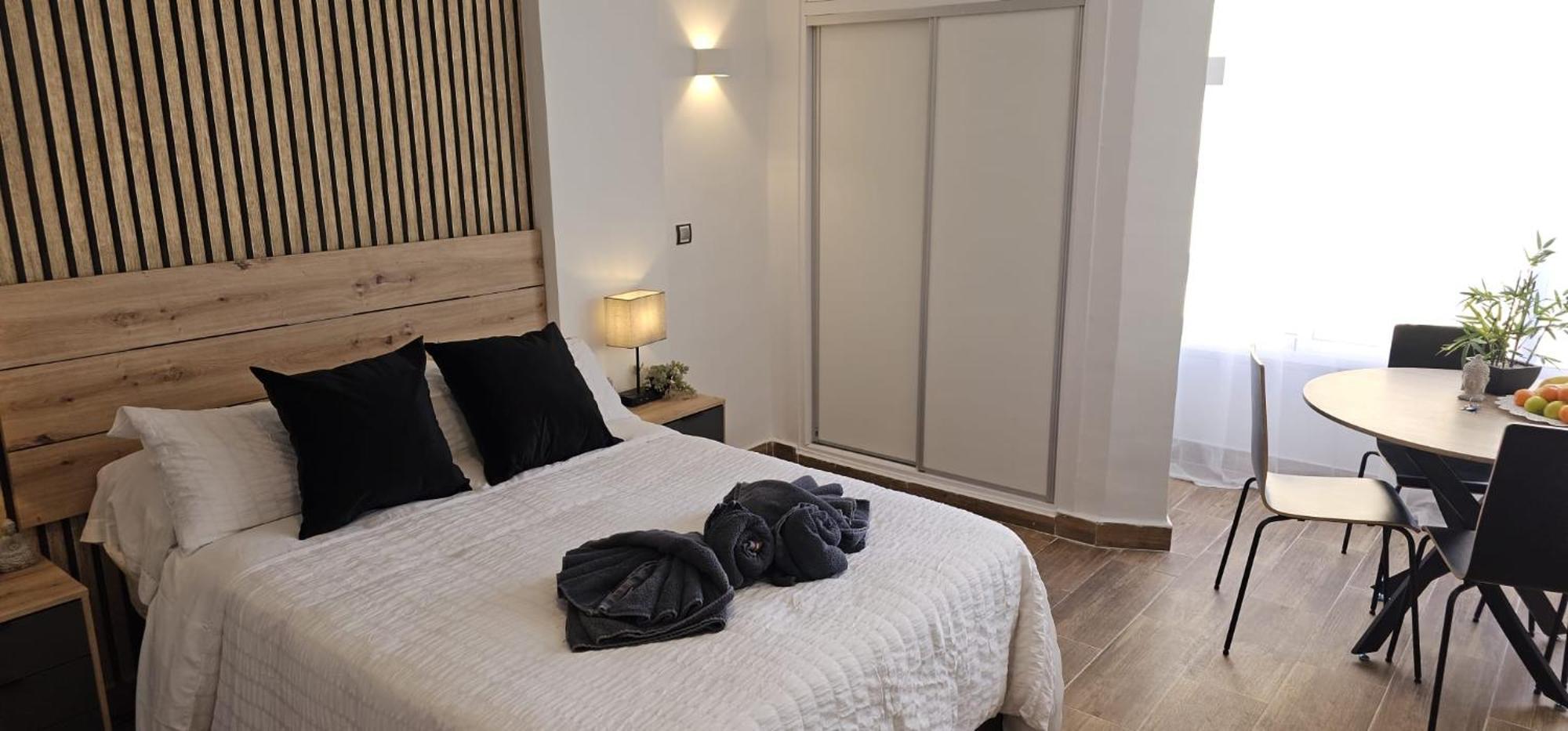 Namaste Modern Elegance City Center Apartment By Namaste Elite Torremolinos Eksteriør billede